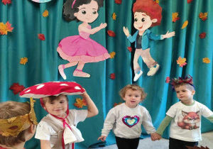 Ruchowe zabawy pod czas balu jesieni