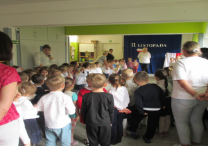 Uroczyste śpiewanie Hymnu Polski