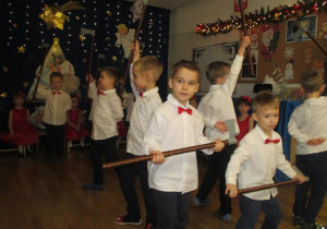 Taniec chłopców dla Babci i Dziadka